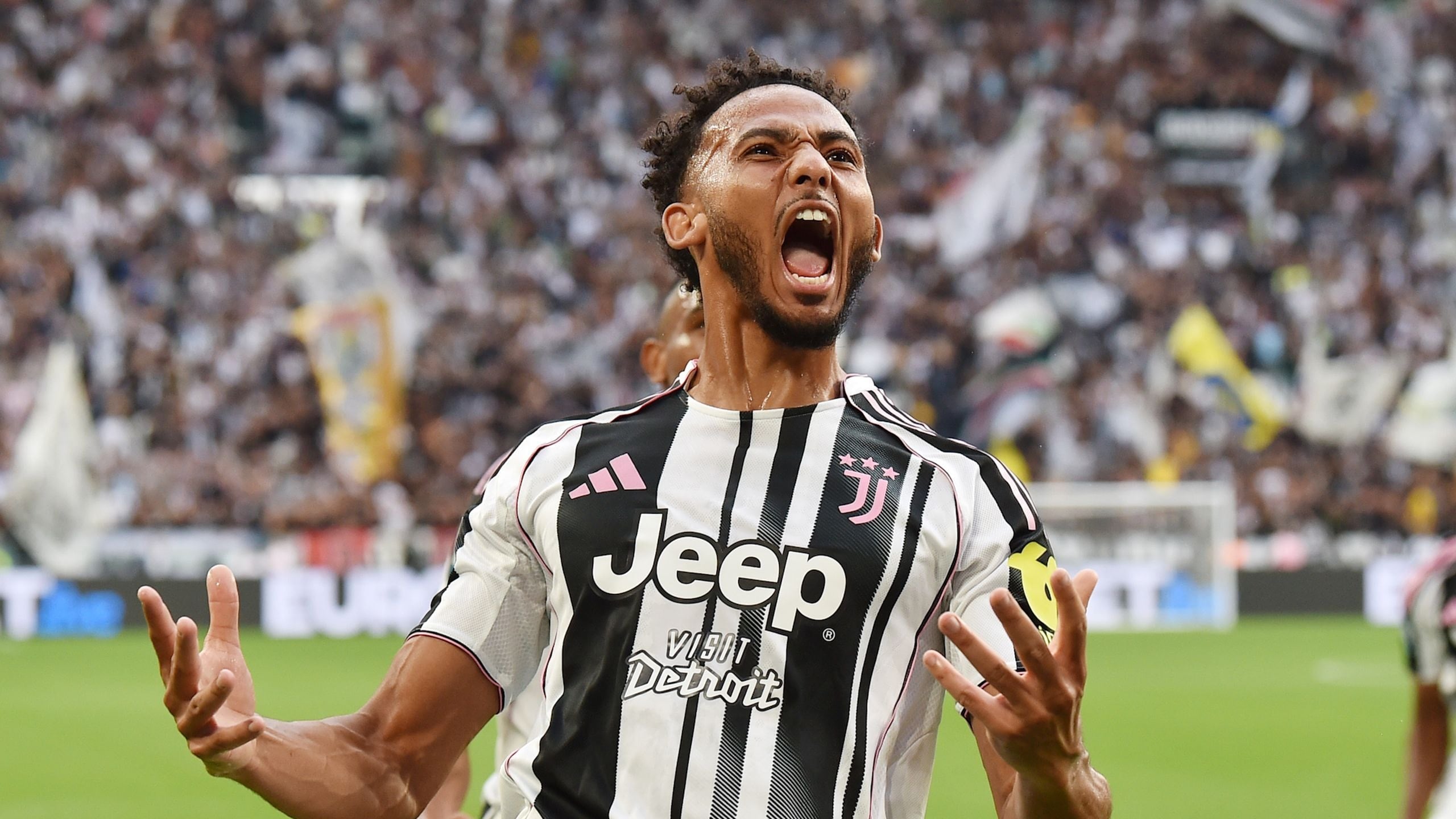 Galatasaray-Juventus maçı sonrası ırkçı saldırı!