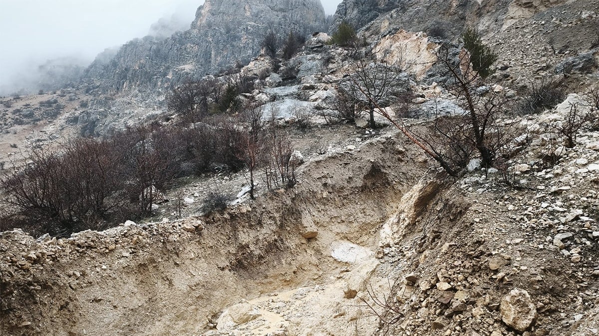 Heyelan sonrası evler tahliye ediliyor