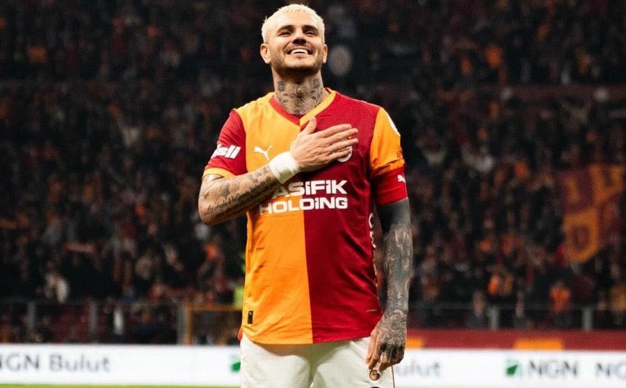 Icardi Hagi'yi yakaladı, Galatasaray tarihine geçti