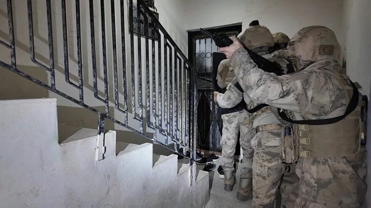 3 ilde IŞİD operasyonu: 3 kişi tutuklandı