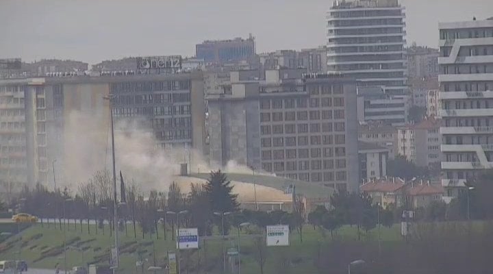 İstanbul'da polis evinde yangın