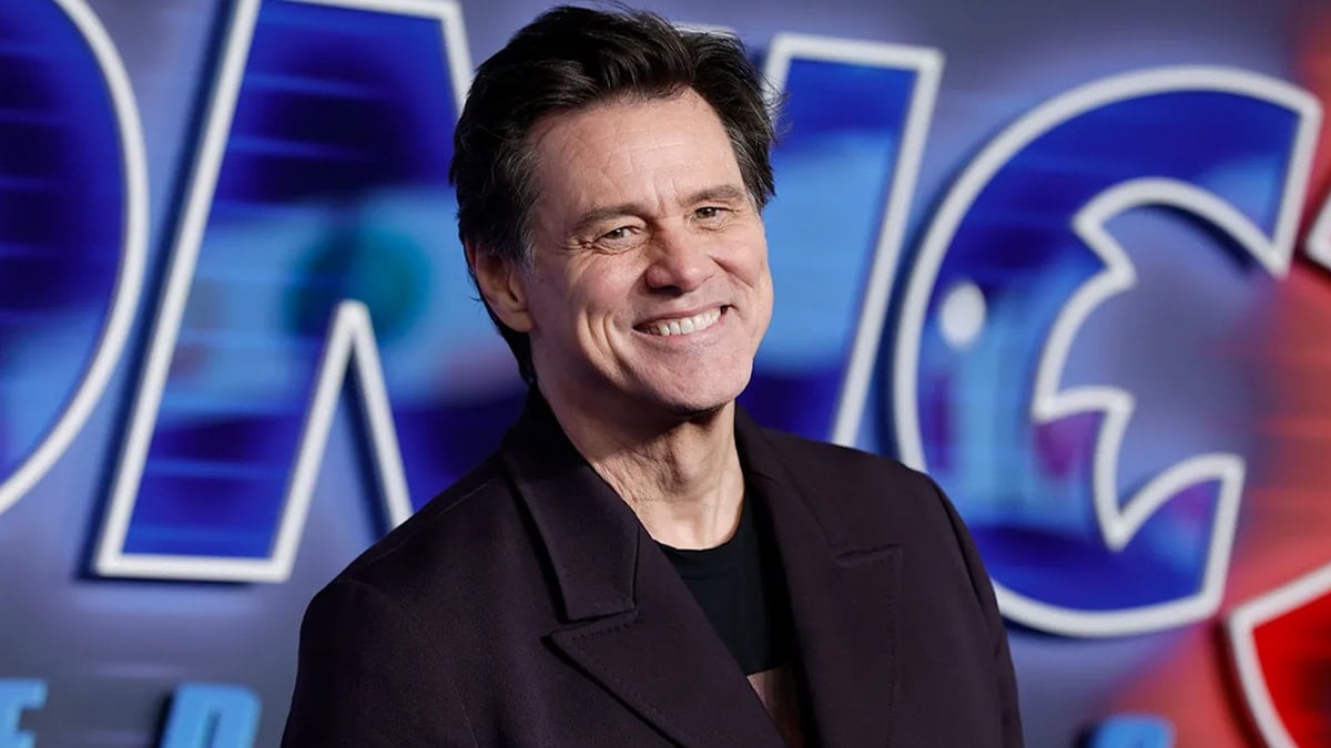 Jim Carrey'nin yüzü artık tanınmaz halde