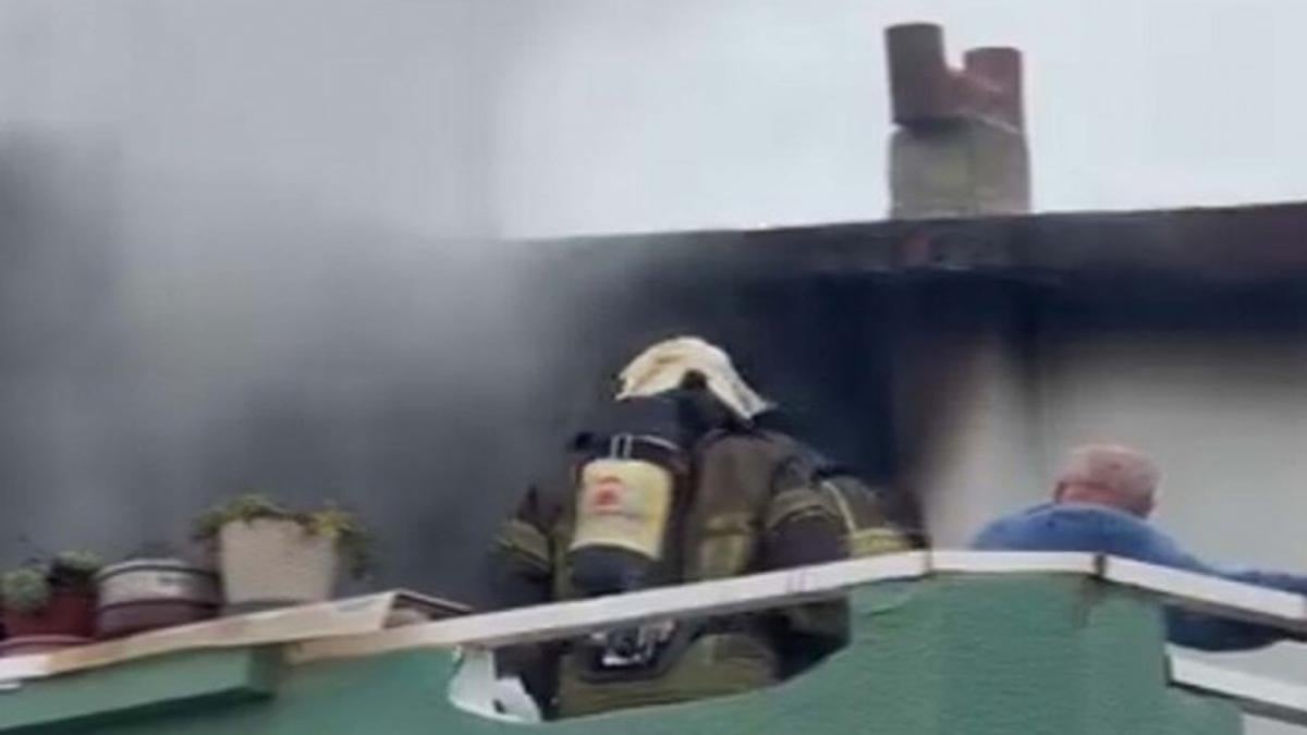 İzmir'de bir evde yangın çıktı, 1 kişi öldü