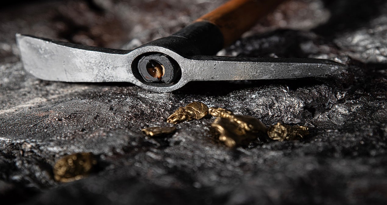 Toprağın altından altın fışkırdı