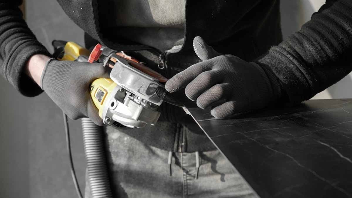 Eve gelen ustayı izledi hayatı değişti: 24 yaşında yıllık kazancı 10 milyon TL'yi aştı