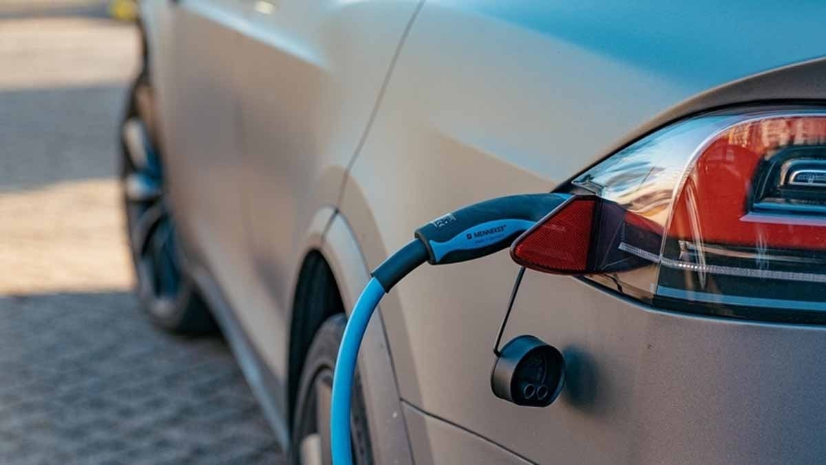 1.8 milyon KM giden pil geldi! Artık kimse yeni araba almayacak