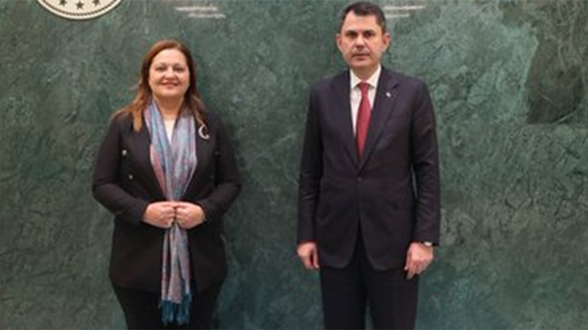 CHP'li Başkan Burcu Köksal'dan Bakan Kurum'a ziyaret