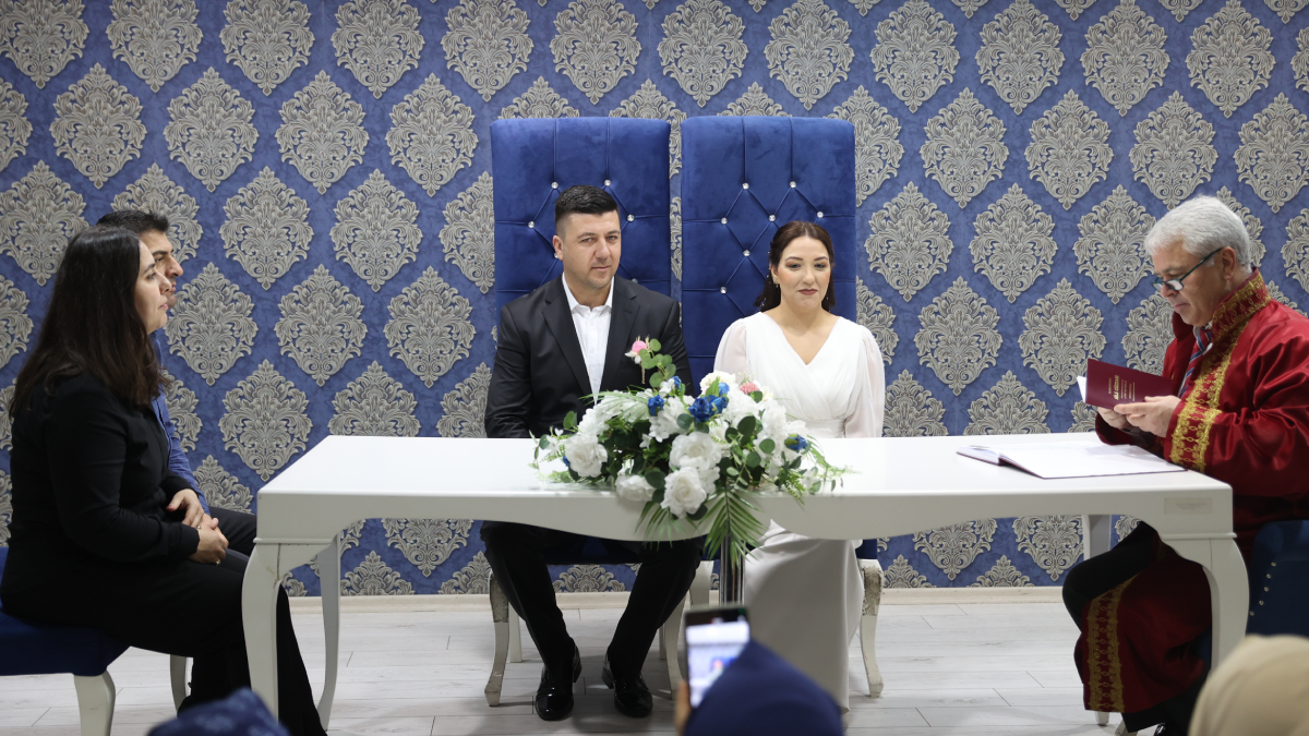 Trakya'da 68 çift Sevgililer Günü'nde evlendi