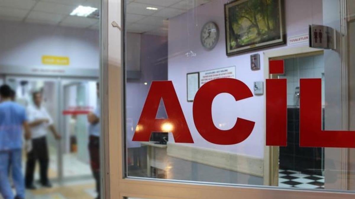 Muğla'da yakıt tankeriyle çarpışan kamyonetteki 2 kişi yaralandı