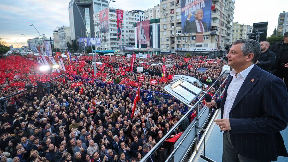 Bir haftadır deprem bölgesine kamp kuran Özel, izlenimlerini SÖZCÜ ile paylaştı