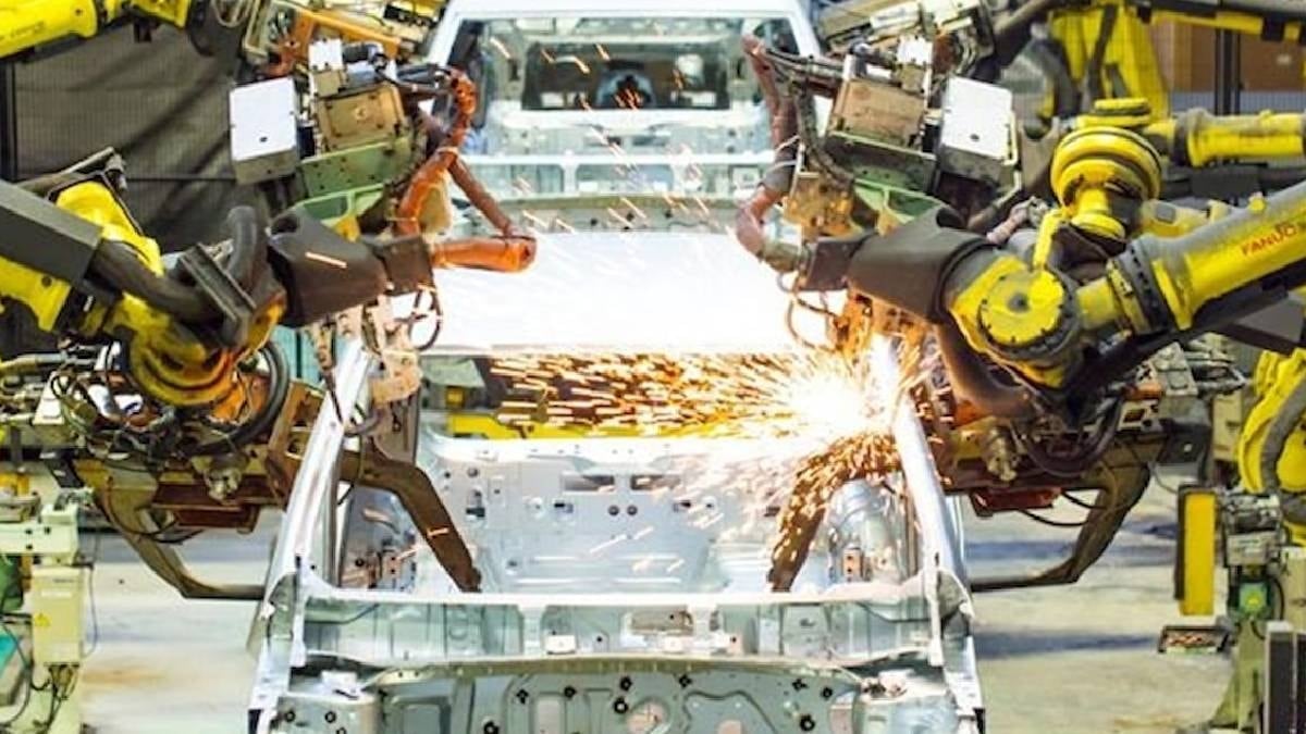 Otomobil devinde sert fren: 20 bin kişiyi işten çıkaracak