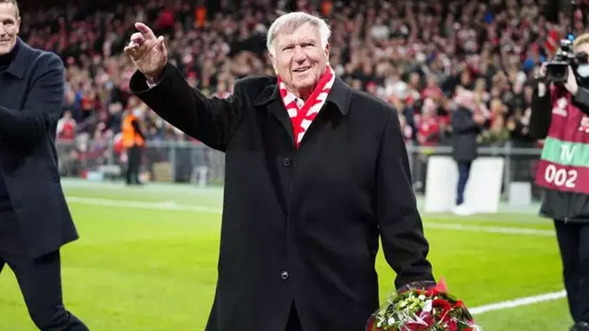 A Milli Takım'ın efsane teknik direktörü hayatını kaybetti