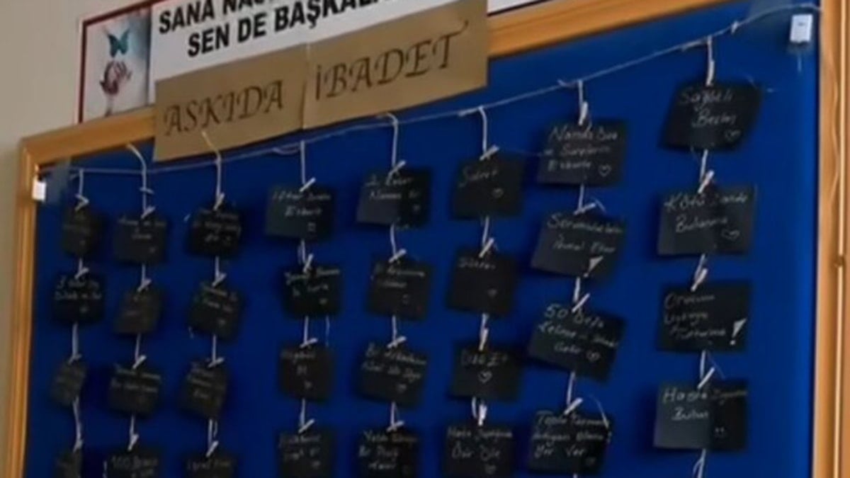 Türkiye bunu da gördü: Askıda ibadet