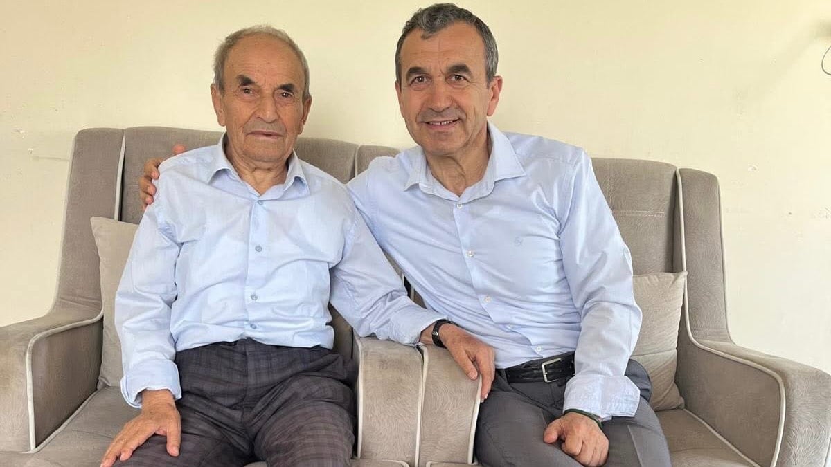 SÖZCÜ’NÜN acı günü: Yazarımız Naim Babüroğlu babasını kaybetti