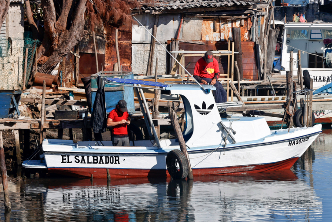Küba sahil güvenliğine saldıran ABD vatandaşları, hız teknesini çalmış