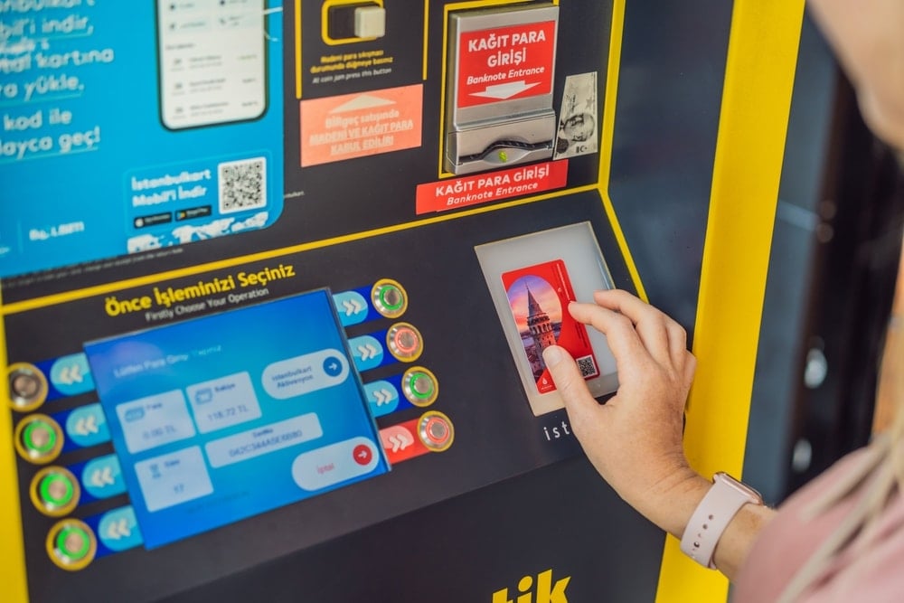 İstanbul'da zamlı ulaşım dönemi bugün başladı: Metrobüsten Marmaray'a tüm fiyat listesi değişti