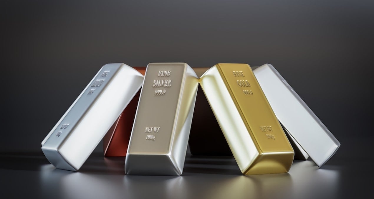 Trump 10 diyerek uyardı: Altın, gümüş ve platin yükselişe geçti