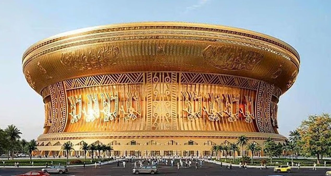 Ne Katar Ne Suudi Arabistan: Futbolla adı anılmayan ülke dünyanın en büyük stadını inşa ediyor