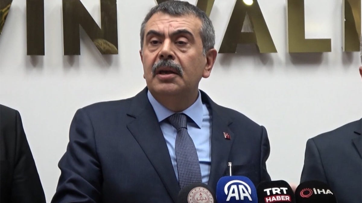 O imzalar sonrası Bakan Tekin: Suç duyurusunda bulunacağız