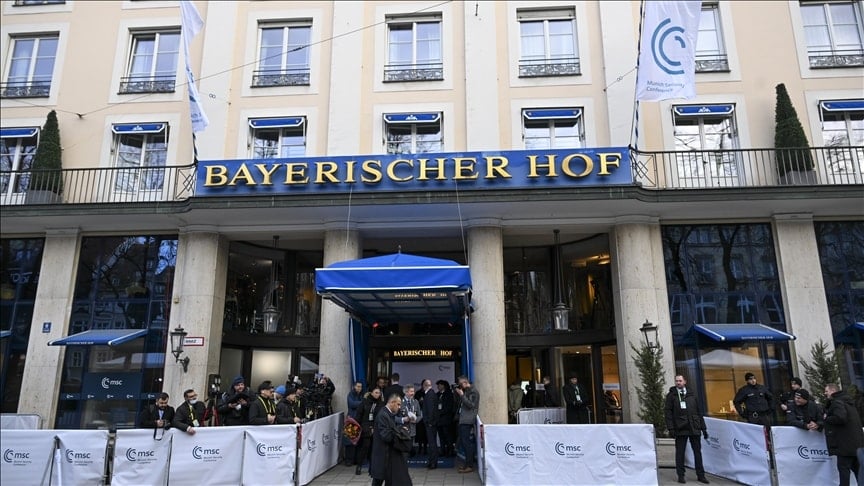 Çin ve ABD Dışişleri Bakanları Munih'te bir araya geldi