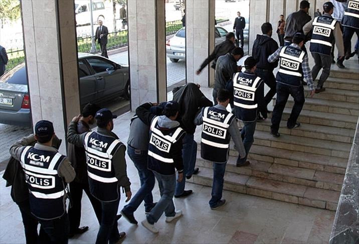 Şanlıurfa'da tefeci operasyonu: 4,2 Milyar TL hesap hareketi bulunan 37 şüpheli yakalandı