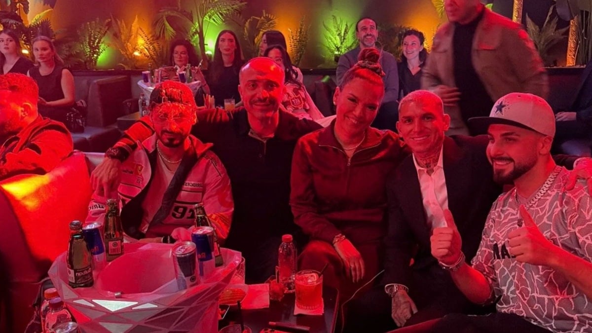 Torreira'ya çılgın doğum günü partisi