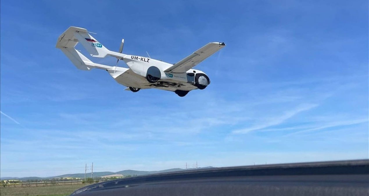 Japonya’da ‘uçan araba’ ilk kez havalandı: 3 dakikalık tarih yazıldı