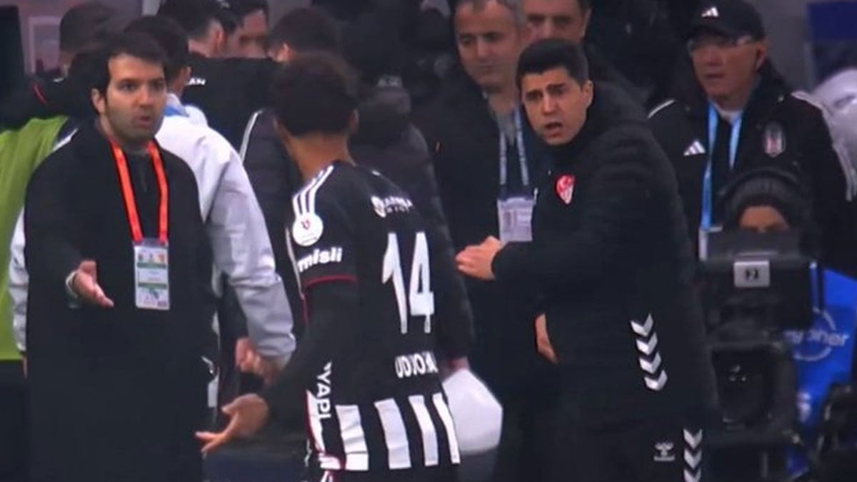 Beşiktaş oyuncusunu 'azarlayan' hakemi TFF'ye şikayet etti