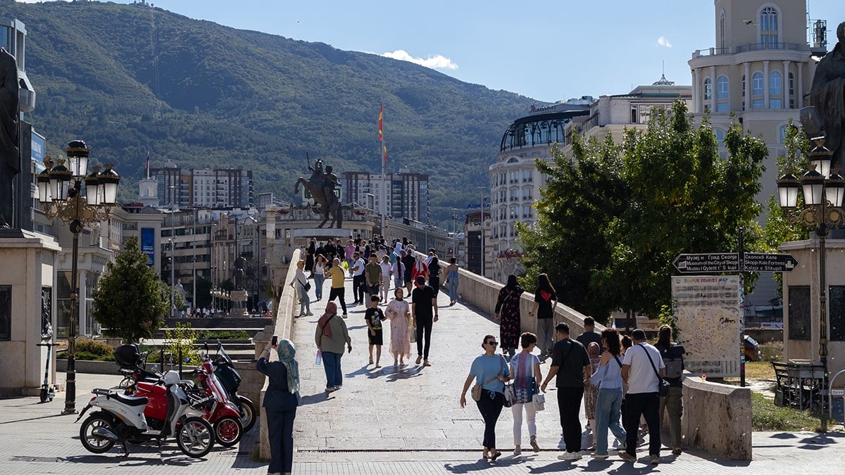 Vize yok, vergi %10: Tatile giden Türkler o ülkeye taşınıyor