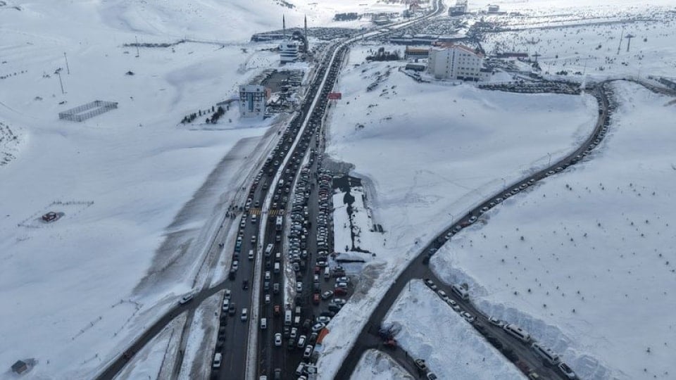 Tatilden dönüş çilesi: Bu fotoğraf bugün çekildi