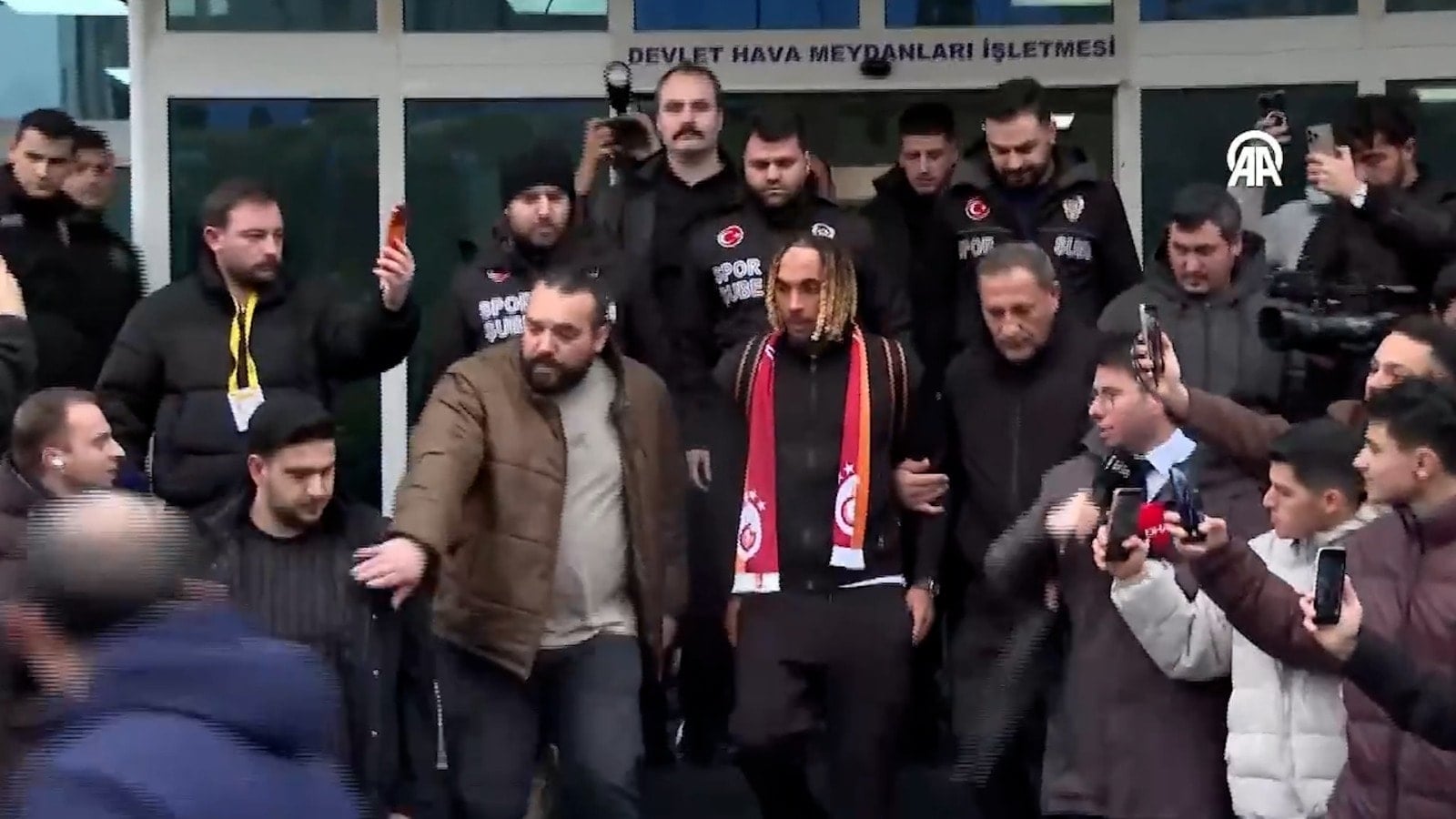 Galatasaray Sacha Boey'e kavuştu! İşte anlaşma detayları...