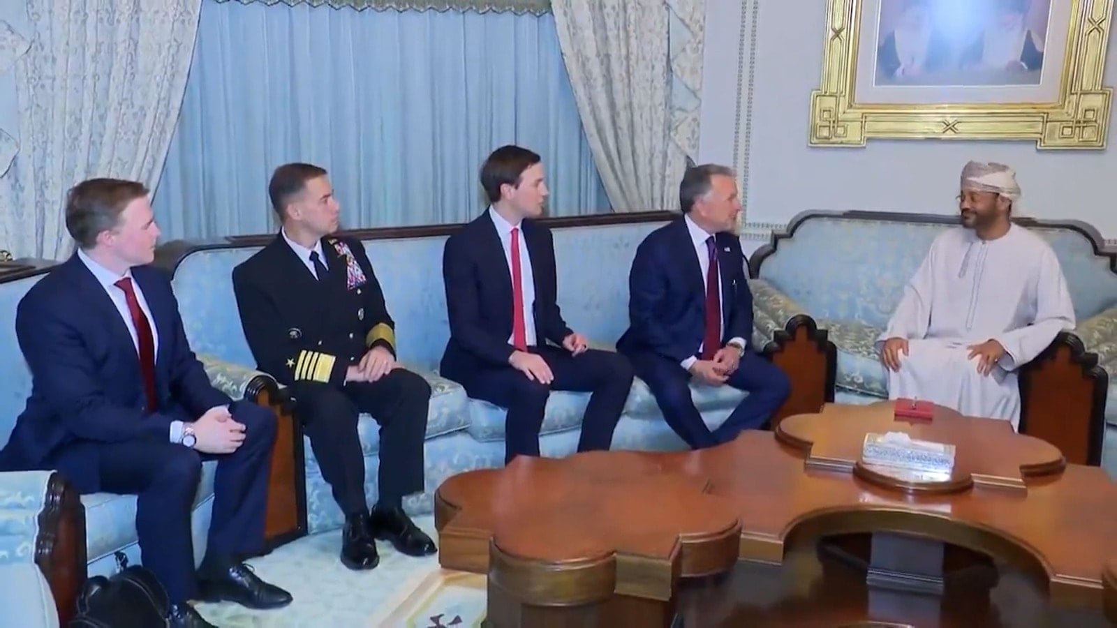 ABD ve İran arasındaki görüşmeler Umman'da devam ediyor - 
                    2. Resim