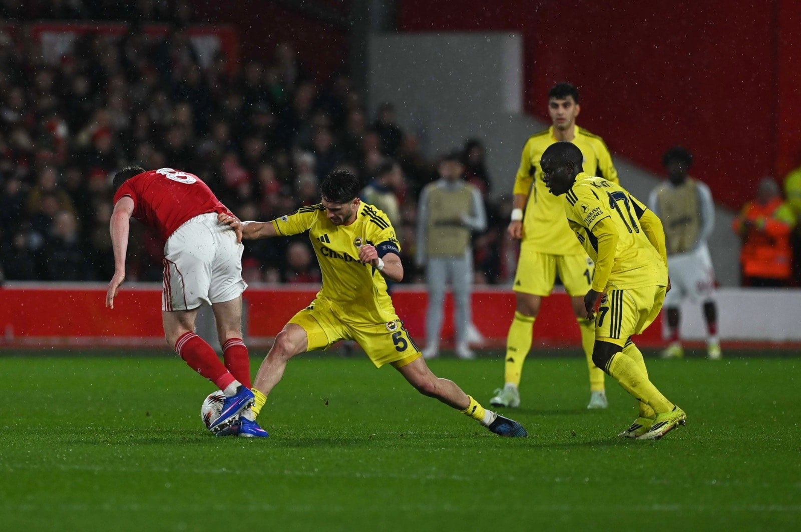 F.Bahçe'yi ilk maç yaktı! Galibiyet yetmedi