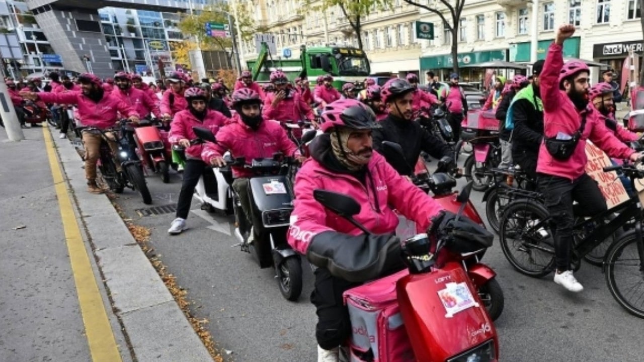 Kargo devi ülkeden tamamen çekiliyor! Tüm şubelerini kapatacak