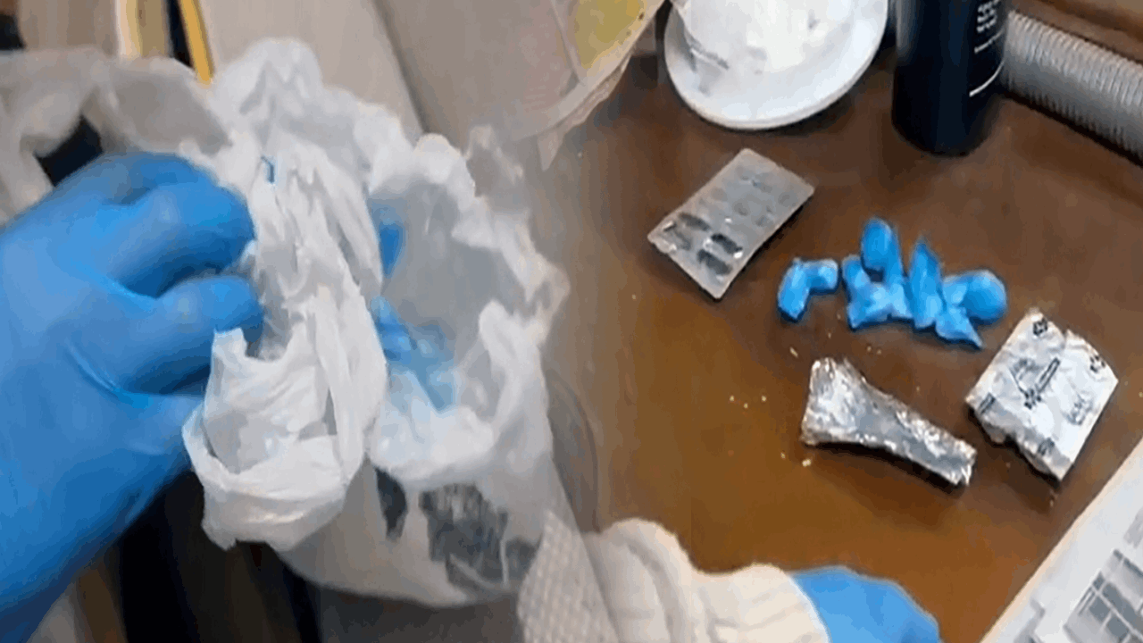 Yatak süngerinden uyuşturucu çıktı