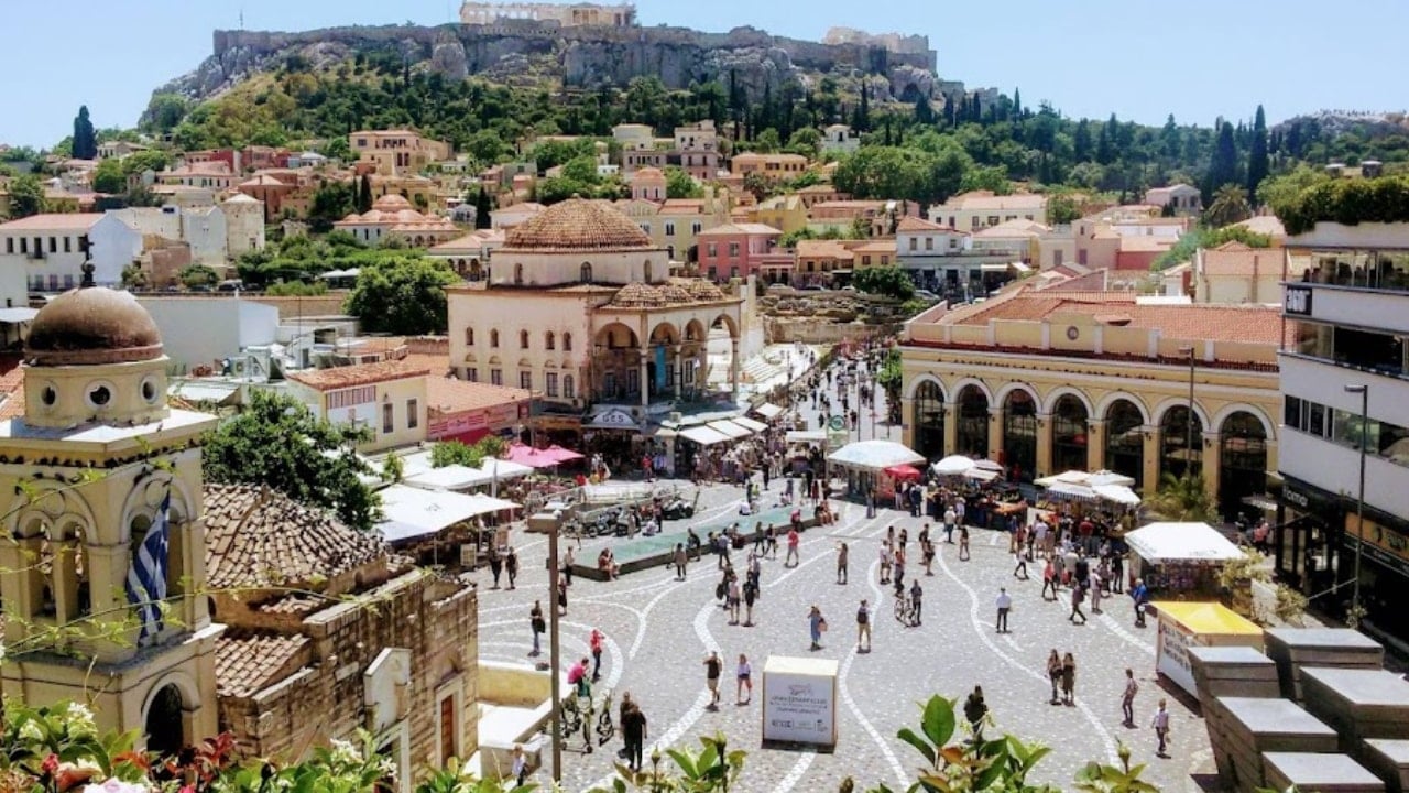 Komşuda mesai saati 13'e çıktı! Artık kimse işe gitmek istemeyecek