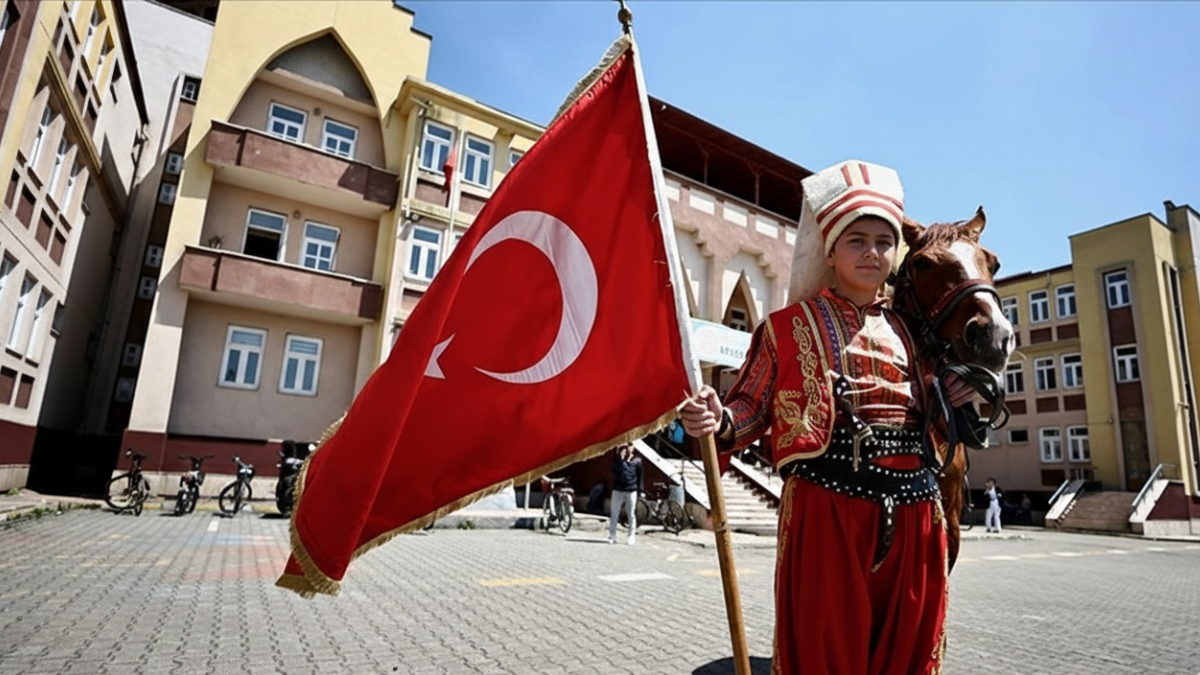 Okullarda padişah fermanı okutulacak