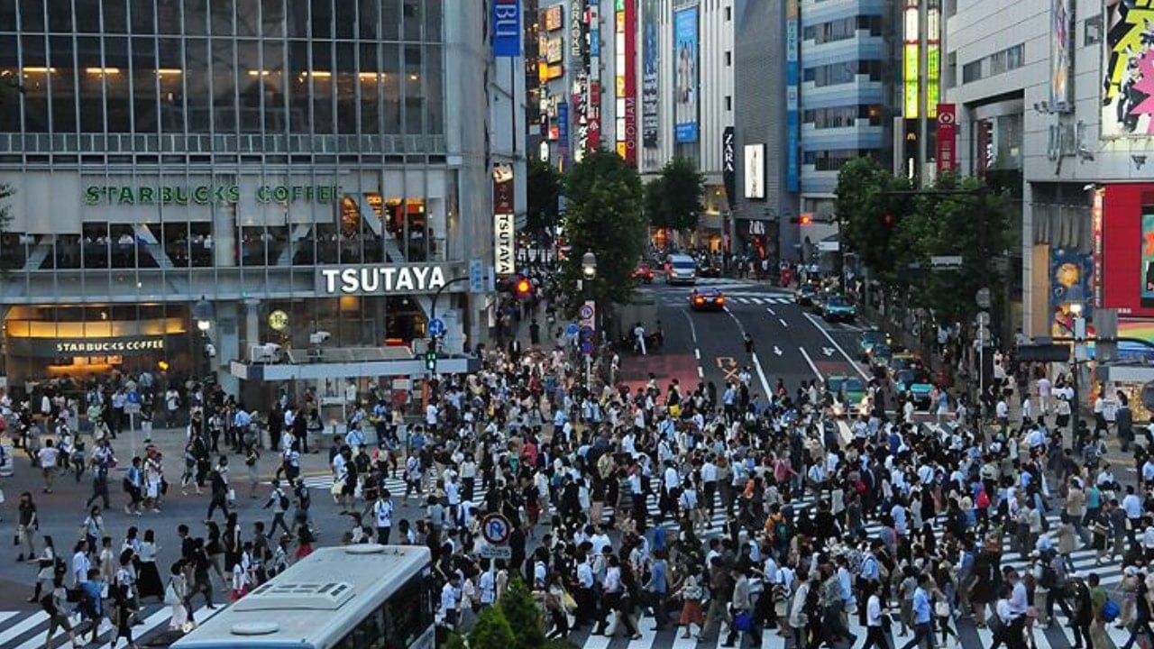 Nüfusu giderek yaşlanan ülkenin doğum oranları çakıldı! 127 yılın en düşük seviyesine geriledi