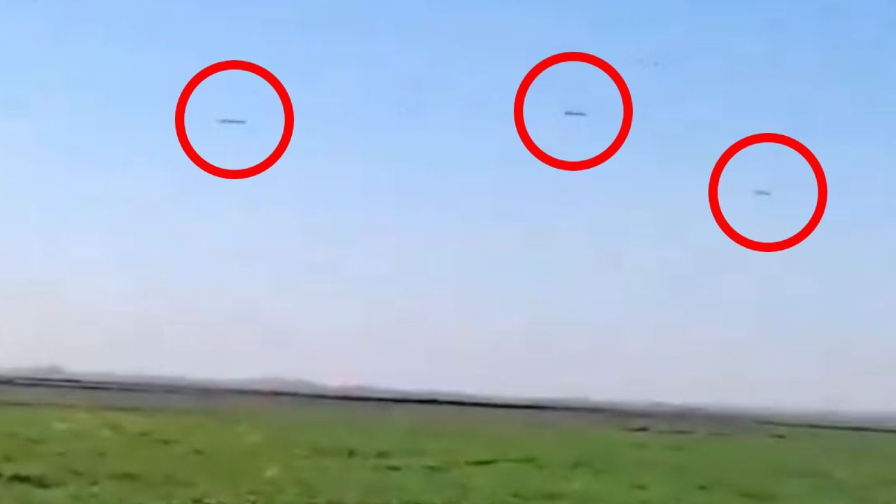 İran'a fırlatılan seyir füzeleri böyle görüntülendi!