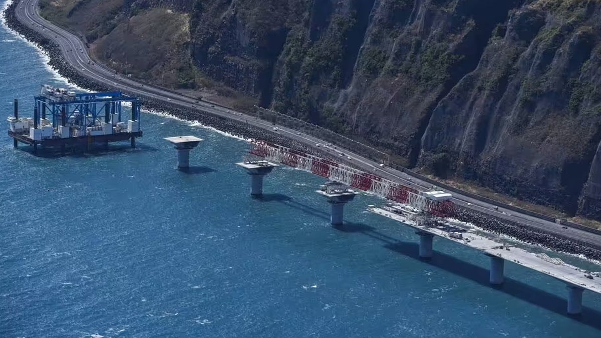 Dünyanın en pahalı yolunu yaptılar, servet değerinde