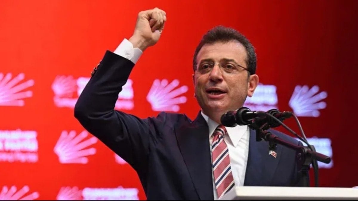 Ekrem İmamoğlu: "Ülkenin makus talihini, yüzyıl önce olduğu gibi, ancak CHP değiştirebilir"