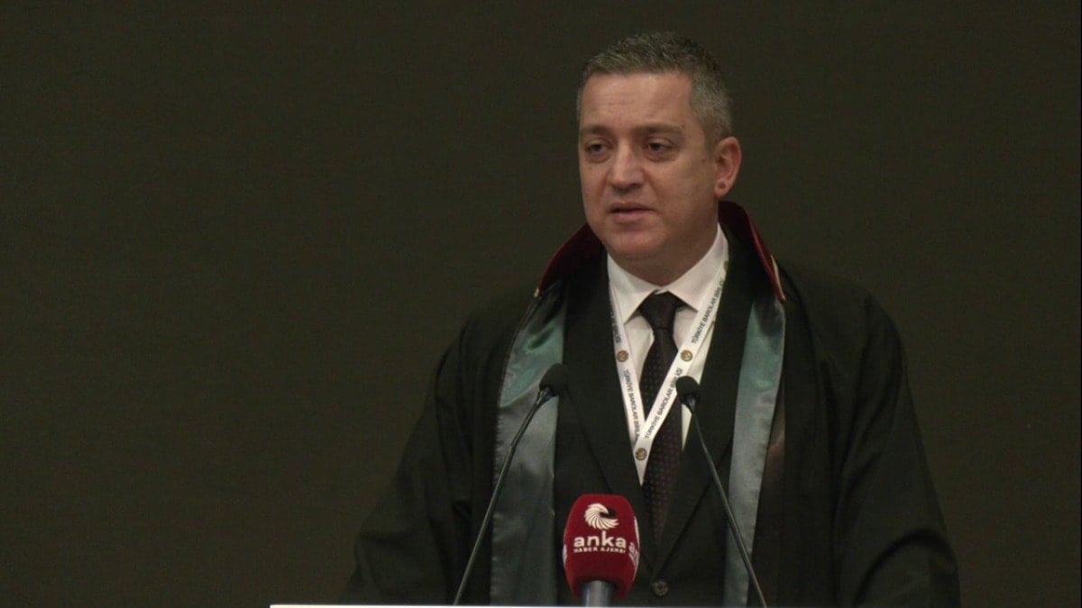 Yargı laikliği Anayasa’dan adeta çıkardı