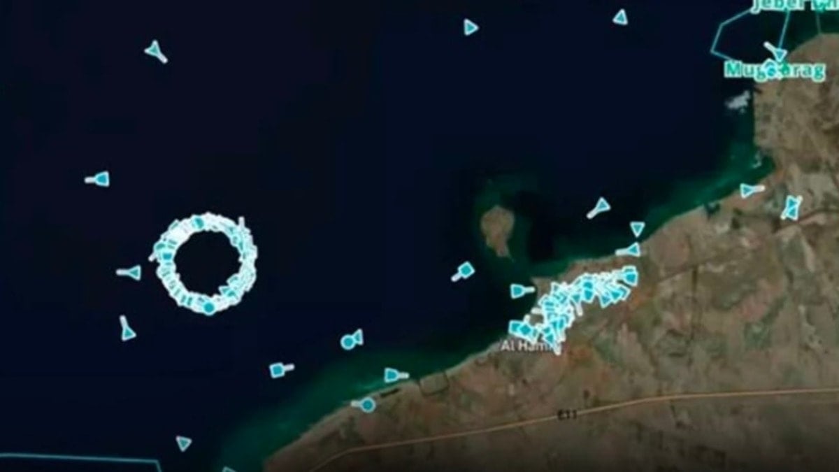 Yeni silah yüzünden yüzlerce gemi ortada kaldı