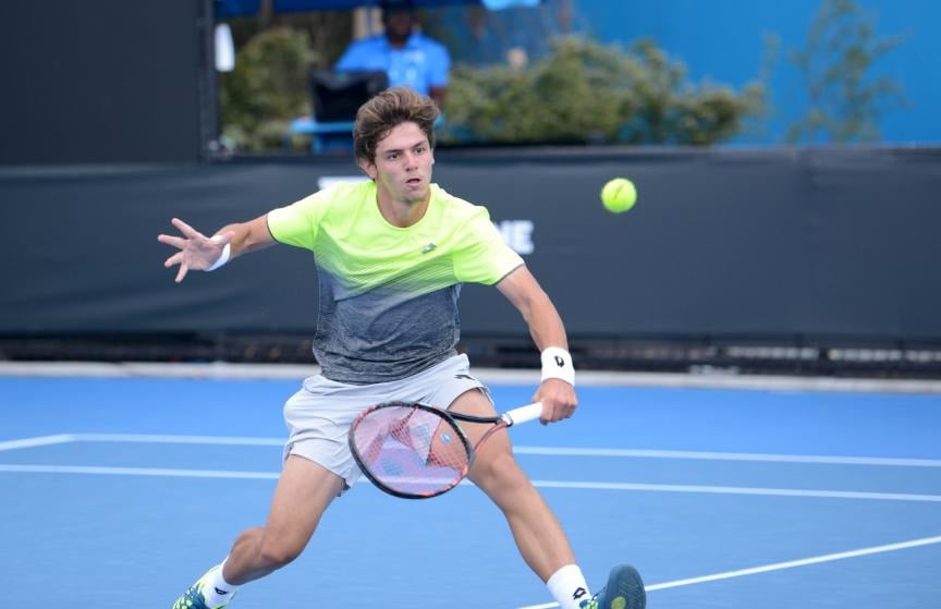 Milli tenisçinin BAE'deki maçı yarıda kaldı... Anonstan sonra hızlıca terk ettiler