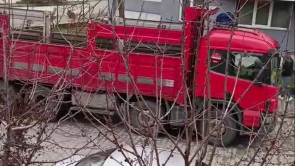 Bolu'da akılalmaz hırsızlık: Çaldığı tırla eski sevgilisinin evine gidip bir de laptop çaldı