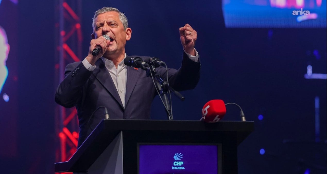 Özgür Özel'den birlik çağrısı: Kimse bu kara düzenden tek başına kurtulamaz