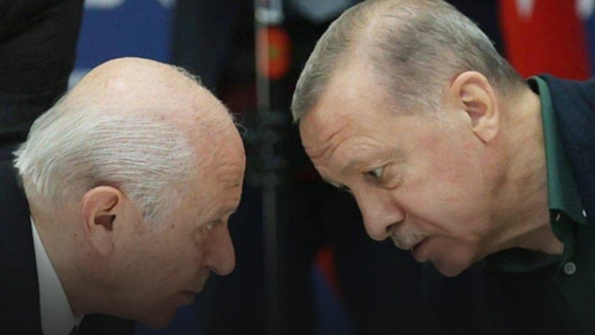 Bahçeli 'frene' Erdoğan 'gaza' bastı