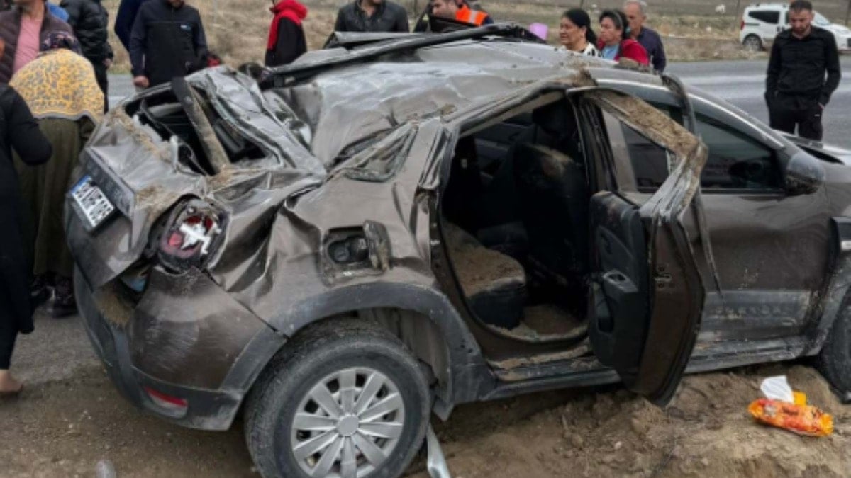 Konya'da otomobil takla attı: 1 ölü, 1 yaralı