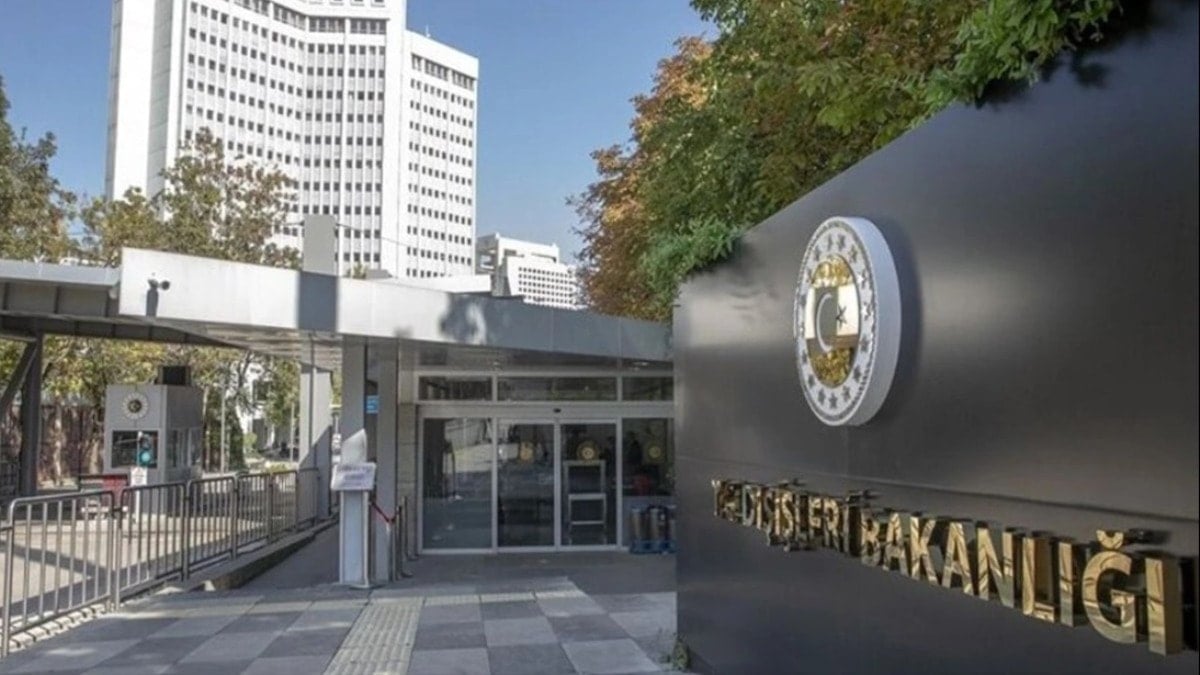 Türk Büyükelçiliği, Katar’dan ayrılmak isteyen vatandaşlar için harekete geçti