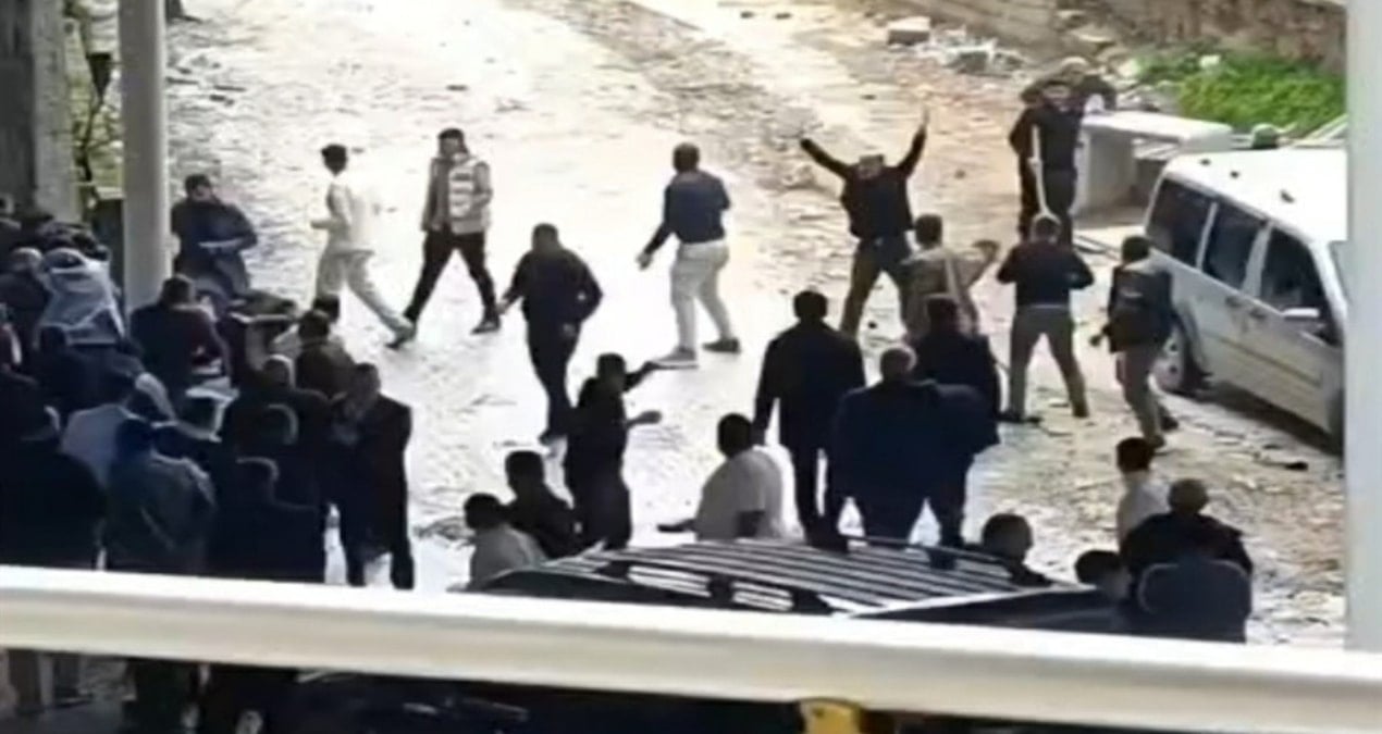 Bayram günü mahalle savaş alanına döndü! Çocukların kavgasına aileler karıştı: 3 ölü